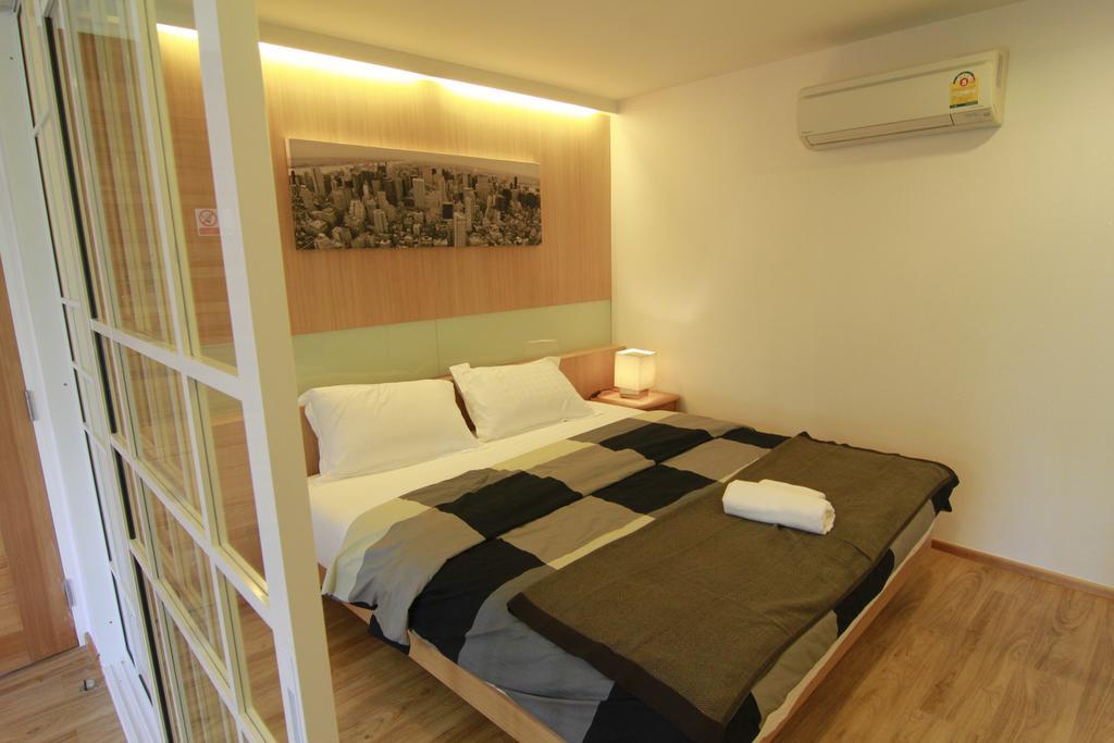S Bloc Saladaeng Bed & Breakfast Bangkok Luaran gambar