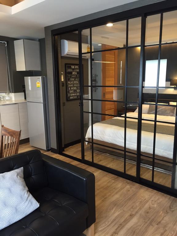 S Bloc Saladaeng Bed & Breakfast Bangkok Luaran gambar