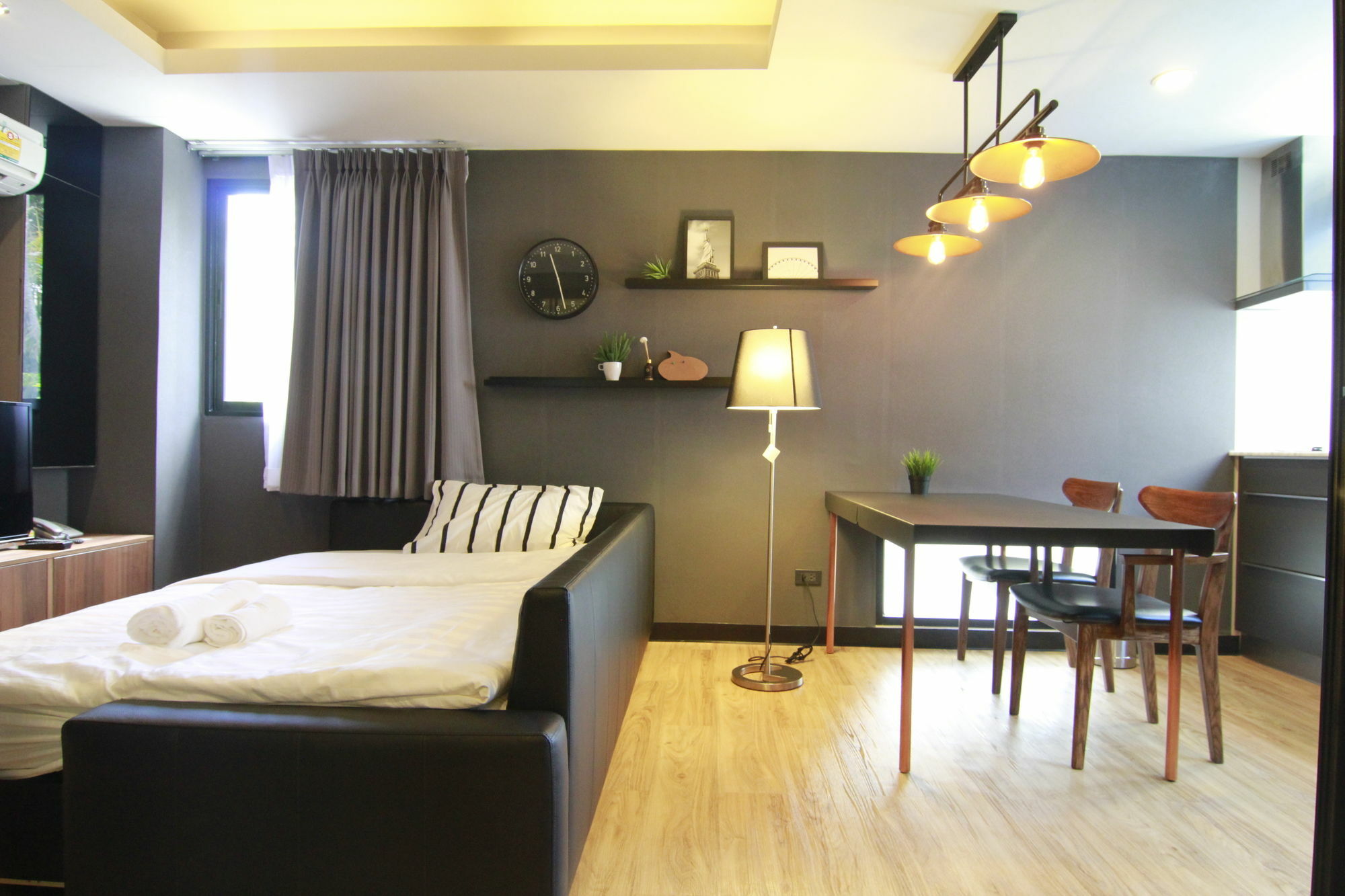 S Bloc Saladaeng Bed & Breakfast Bangkok Luaran gambar