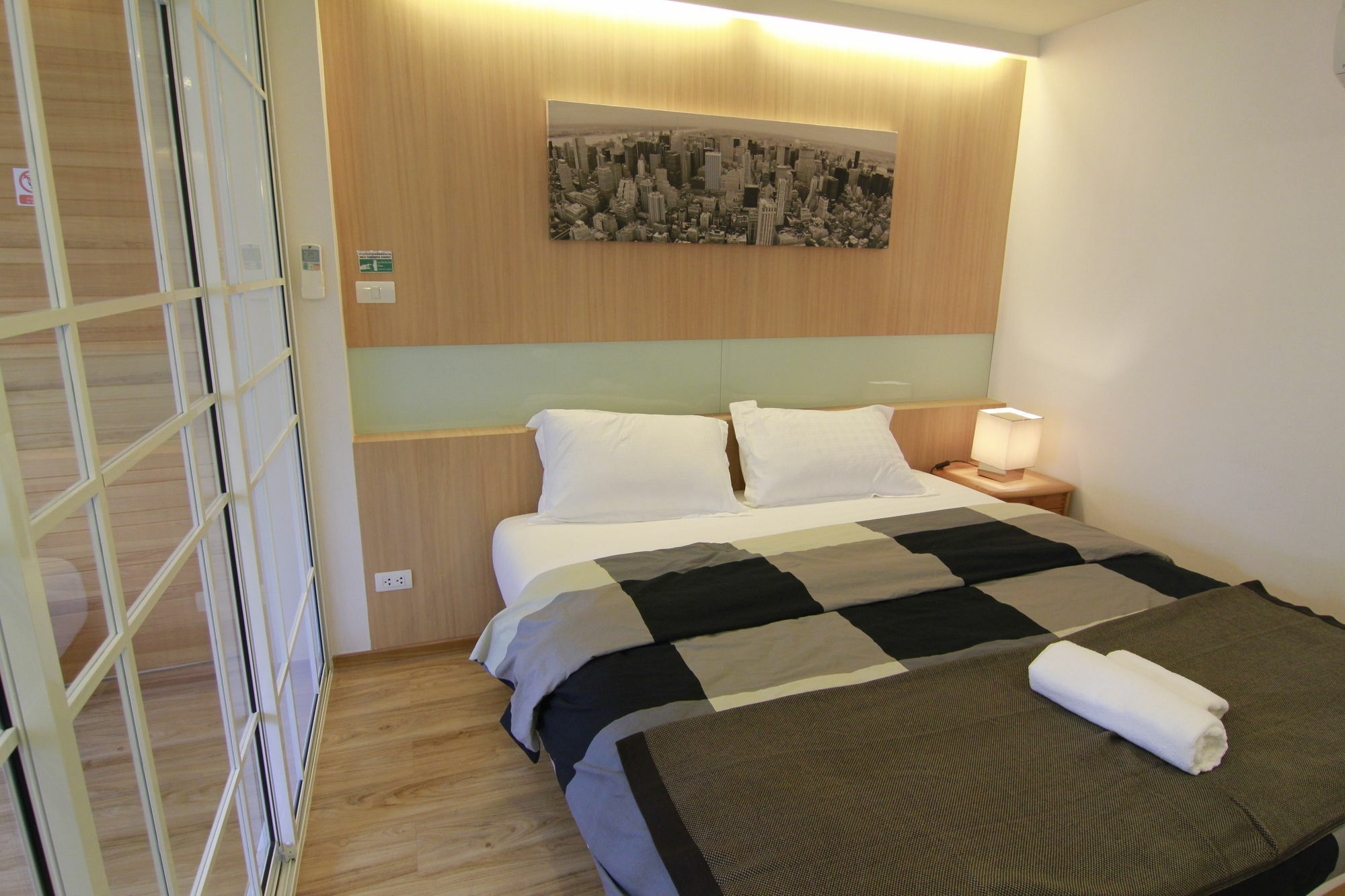 S Bloc Saladaeng Bed & Breakfast Bangkok Luaran gambar