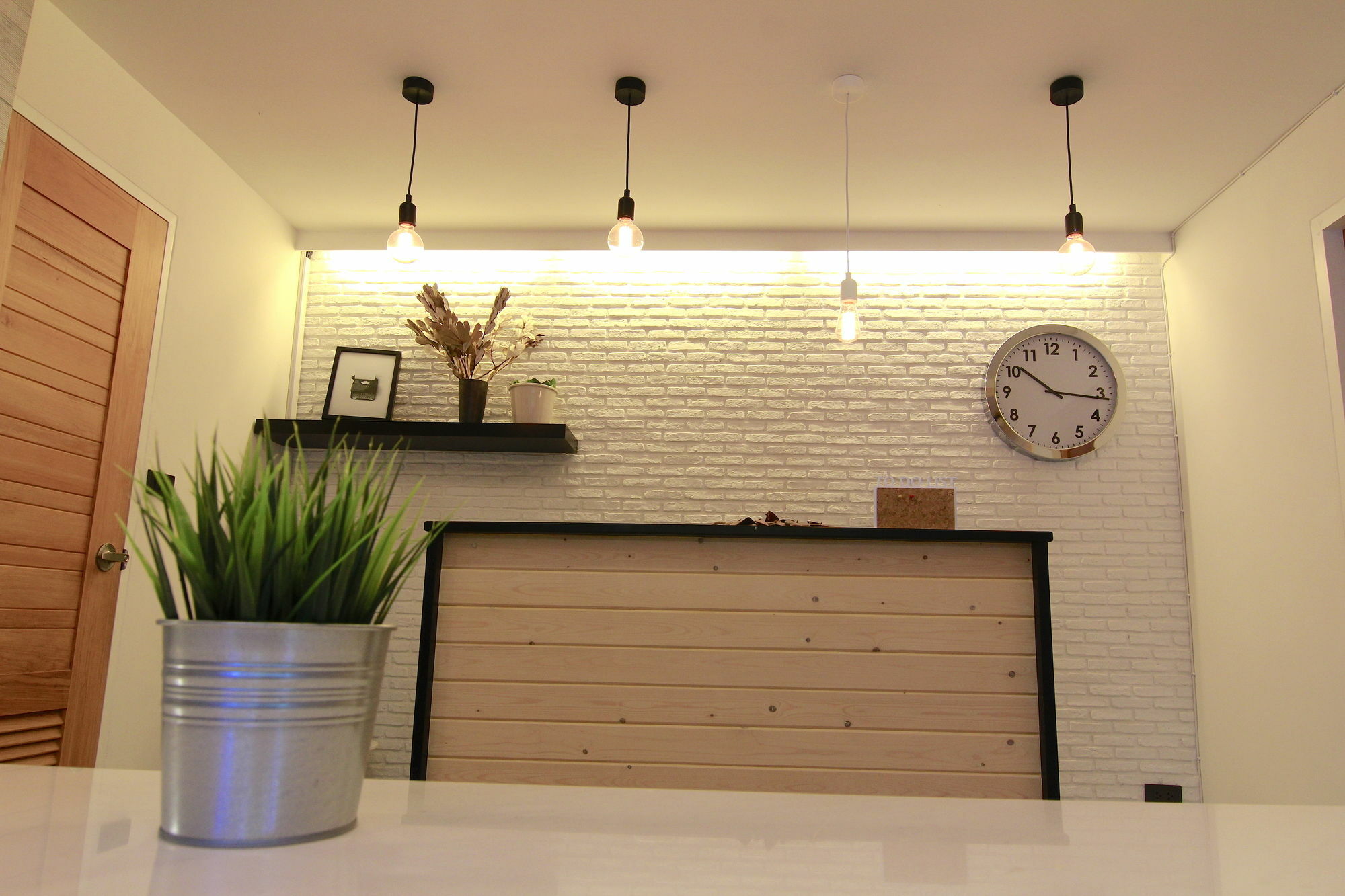 S Bloc Saladaeng Bed & Breakfast Bangkok Luaran gambar